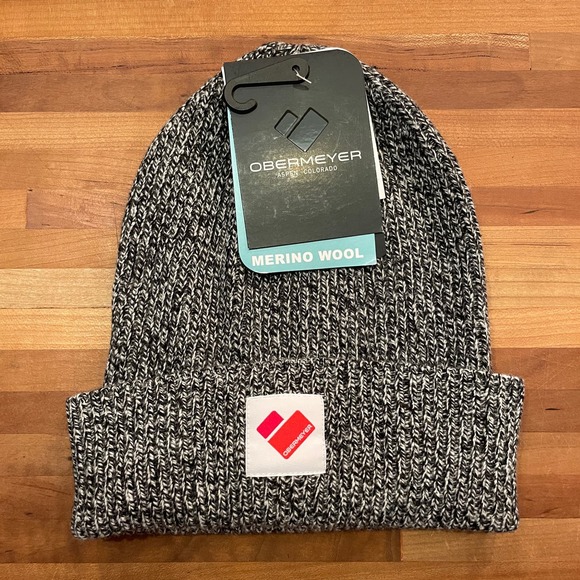Obermeyer Other - Obermeyer unisex Bozeman Beanie, Black O/S